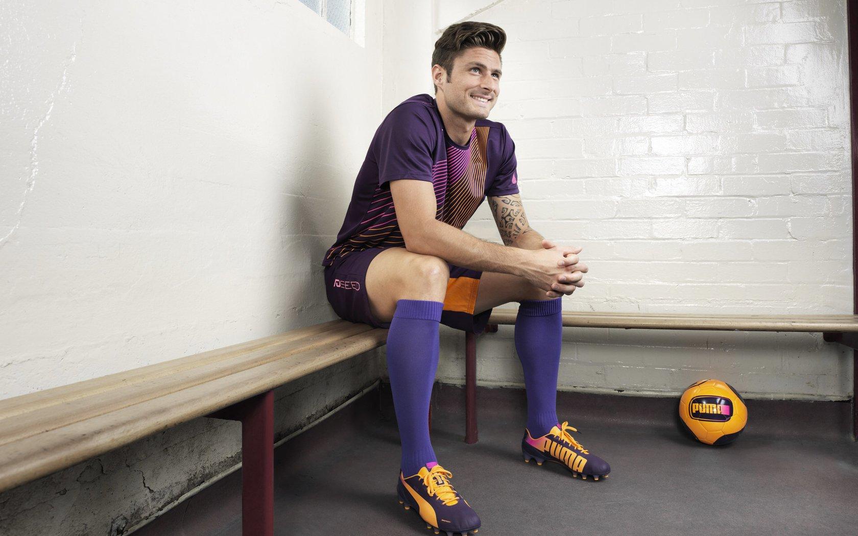 德甲赛场惊现正手爆冲名场面 国乒冠军樊振东跨界展锋芒场下反差萌引热议